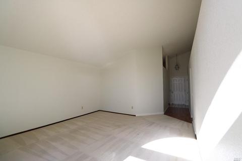 830 Pulteney Pl, Windsor, CA 95492 photo 9