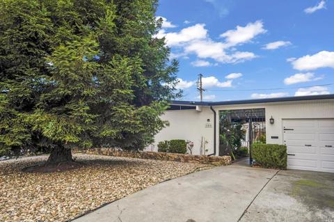 106 Maywood Dr, Vallejo, CA 94591 photo 2
