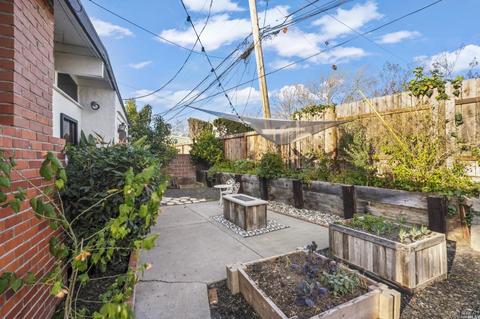 106 Maywood Dr, Vallejo, CA 94591 photo 17