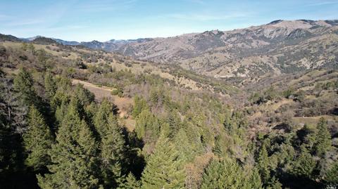 7250 Simmerly Ranch Rd, Laytonville, CA 95454