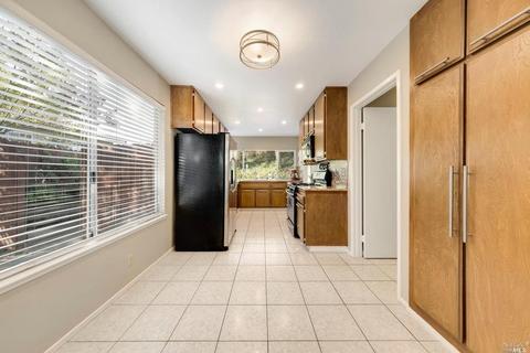 149 Sunrise Way, Vallejo, CA 94591 photo 9