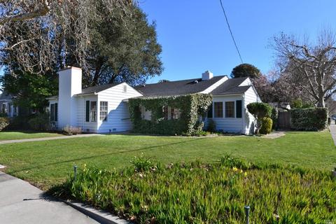 696 2nd St E, Sonoma, CA 95476 photo 2