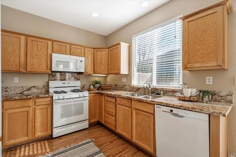 8425 Old Oak Rd, Windsor, CA 95492 photo 13