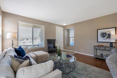 8425 Old Oak Rd, Windsor, CA 95492 photo 7