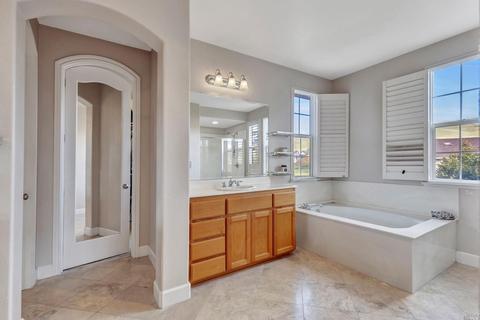 6016 Stonehouse Dr, Vallejo, CA 94591 photo 20