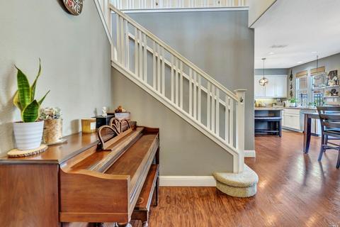 6016 Stonehouse Dr, Vallejo, CA 94591 photo 4