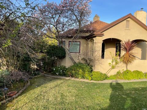 3 Loma Vista Dr, Vallejo, CA 94590 photo 4