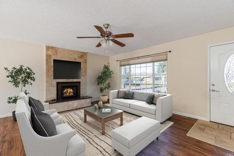 8467 Loretto Ave, Cotati, CA 94931 photo 2