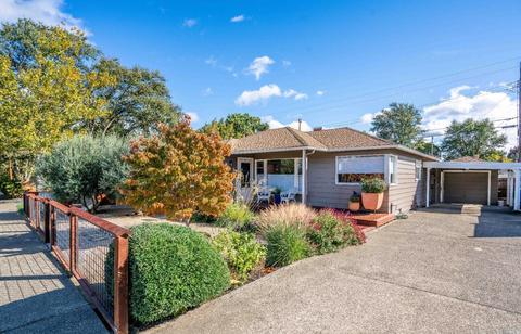 709 W Mill St, Ukiah, CA 95482 photo 1