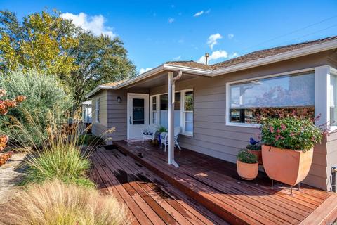 709 W Mill St, Ukiah, CA 95482 photo 2