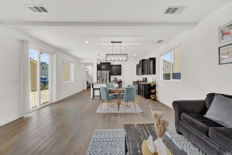 2344 Hanson Dr, Fairfield, CA 94533 photo 9