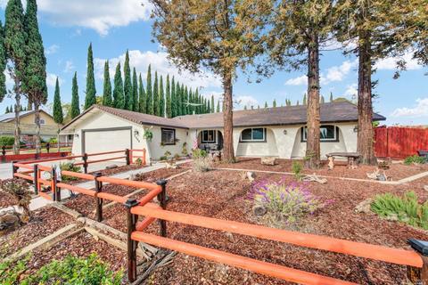 2900 Burbank Dr, Fairfield, CA 94534 photo 4