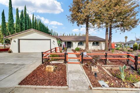 2900 Burbank Dr, Fairfield, CA 94534 photo 5
