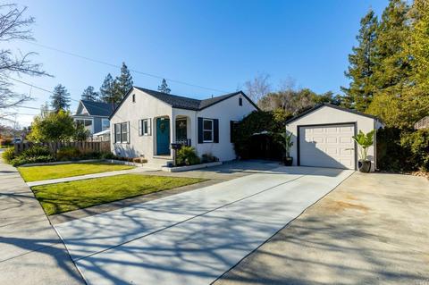 1420 D St, Napa, CA 94559 photo 2