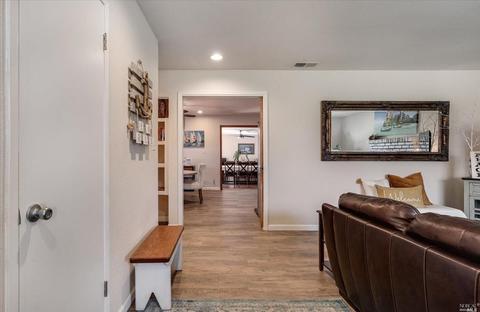 808 Colleen Dr, Windsor, CA 95492 photo 10