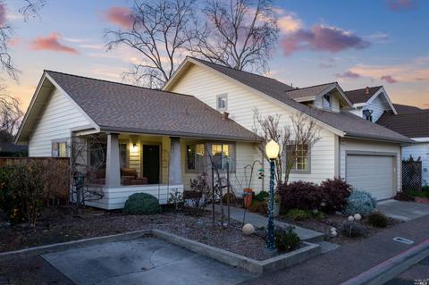 7 Greenleaf Ln, Cotati, CA 94931 photo 2