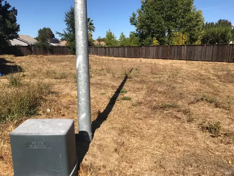 472 River View Dr, Ukiah, CA 95482 photo 5
