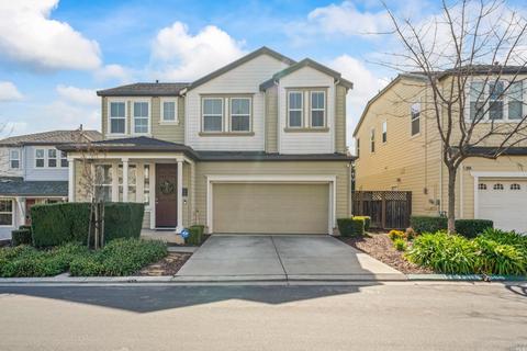 1060 Amber Ridge Ln, Vacaville, CA 95687
