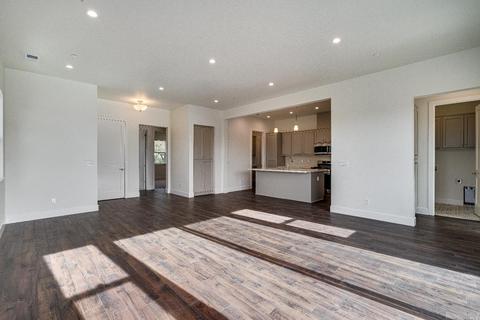 1024 Del Roble Ln, Windsor, CA 95492 photo 5