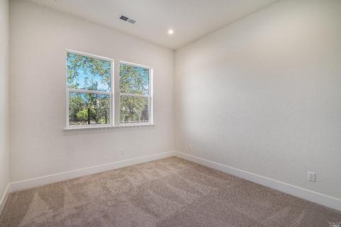 1024 Del Roble Ln, Windsor, CA 95492 photo 14