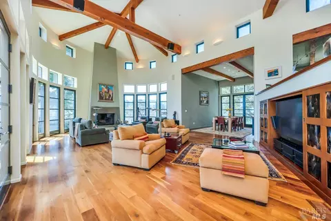 1101 Brittany Ln, Saint Helena, CA 94574