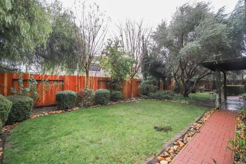 834 Ruby Dr, Vacaville, CA 95687 photo 43