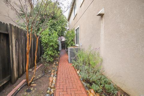 834 Ruby Dr, Vacaville, CA 95687 photo 45