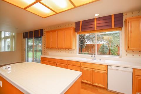 834 Ruby Dr, Vacaville, CA 95687 photo 21