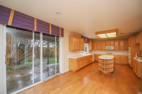 834 Ruby Dr, Vacaville, CA 95687 photo 11