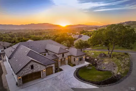 624 Chaparral Cir, Napa, CA 94558
