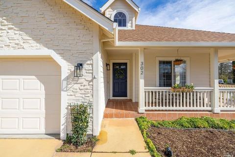 302 Desiree Pl, Windsor, CA 95492 photo 2