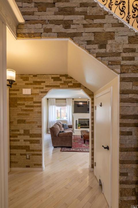 302 Desiree Pl, Windsor, CA 95492 photo 9