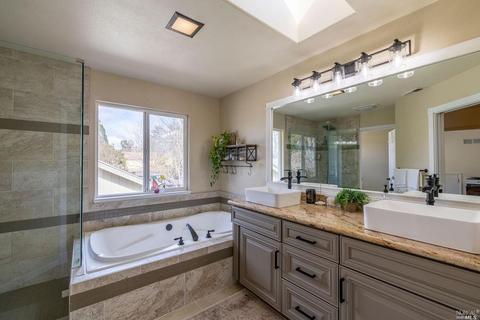 302 Desiree Pl, Windsor, CA 95492 photo 12