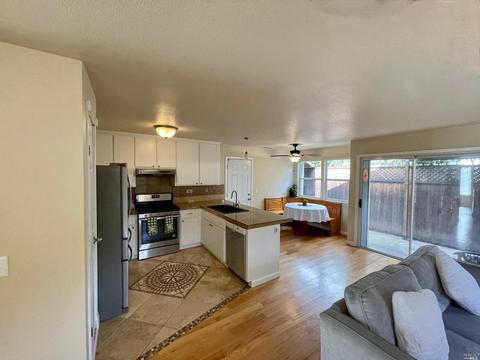 505 Miller Ln, Windsor, CA 95492 photo 8