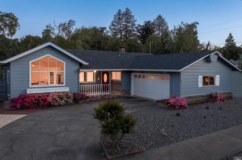 624 Bianca Ln, Healdsburg, CA 95448