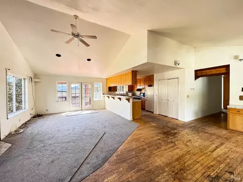 7820 Lakeside Dr, Ukiah, CA 95482 photo 2