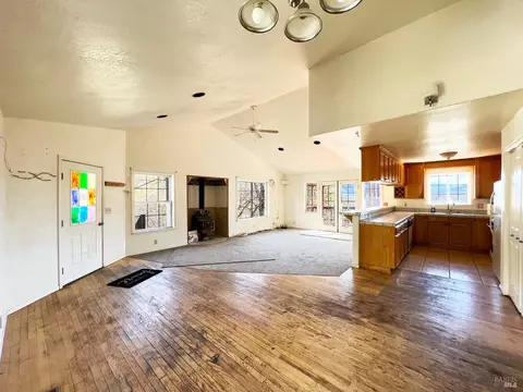 7820 Lakeside Dr, Ukiah, CA 95482 photo 3