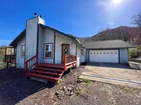 7820 Lakeside Dr, Ukiah, CA 95482