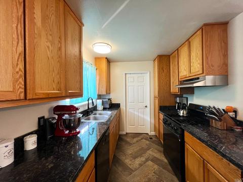 222 E Valley St, Willits, CA 95490 photo 6