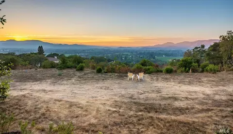 34 Old Coach Rd, Napa, CA 94558 photo 9