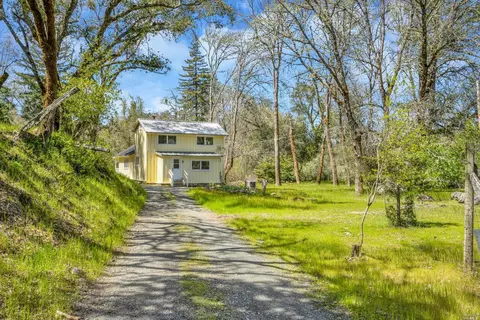 6200 Sharp Rd, Calistoga, CA 94515 photo 2