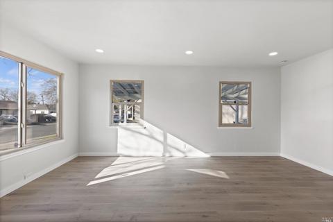 754 Rosewood Ave, Vallejo, CA 94591 photo 4