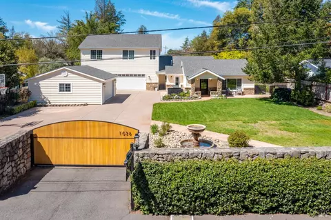 1036 Rose Dr, Napa, CA 94558