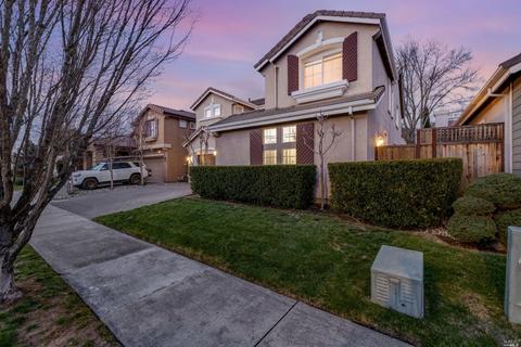 1409 Birdie Dr, Windsor, CA 95492 photo 4