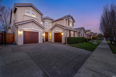 1409 Birdie Dr, Windsor, CA 95492