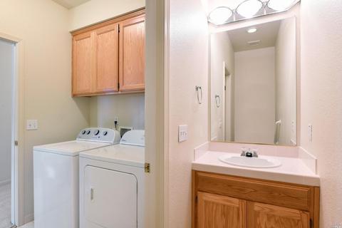 807 Fred Waring Ct, Windsor, CA 95492 photo 12