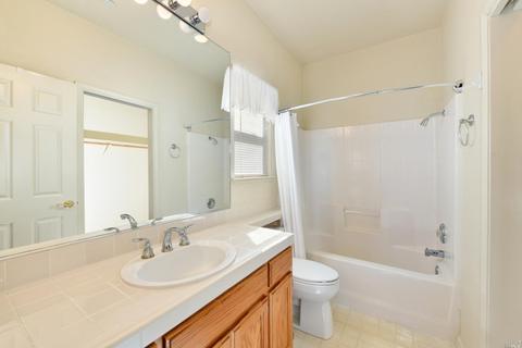 807 Fred Waring Ct, Windsor, CA 95492 photo 9