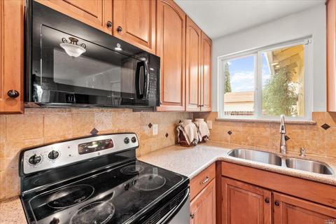 236 Gregory Ln, Fairfield, CA 94533 photo 25