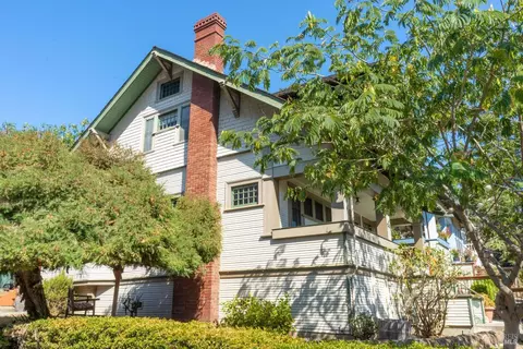 701 El Dorado St, Vallejo, CA 94590 photo 3