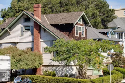 701 El Dorado St, Vallejo, CA 94590 photo 2